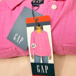 Gap Women's Pink Oversized Button-Up Shirt Size M Long Sleeve ultra soft cotton